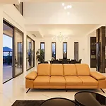 Luxury Odeona With Panoramic Seaview